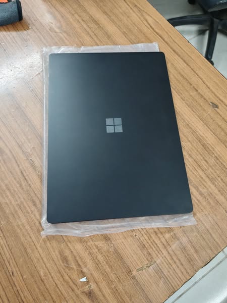 Microsoft surface laptop 3
